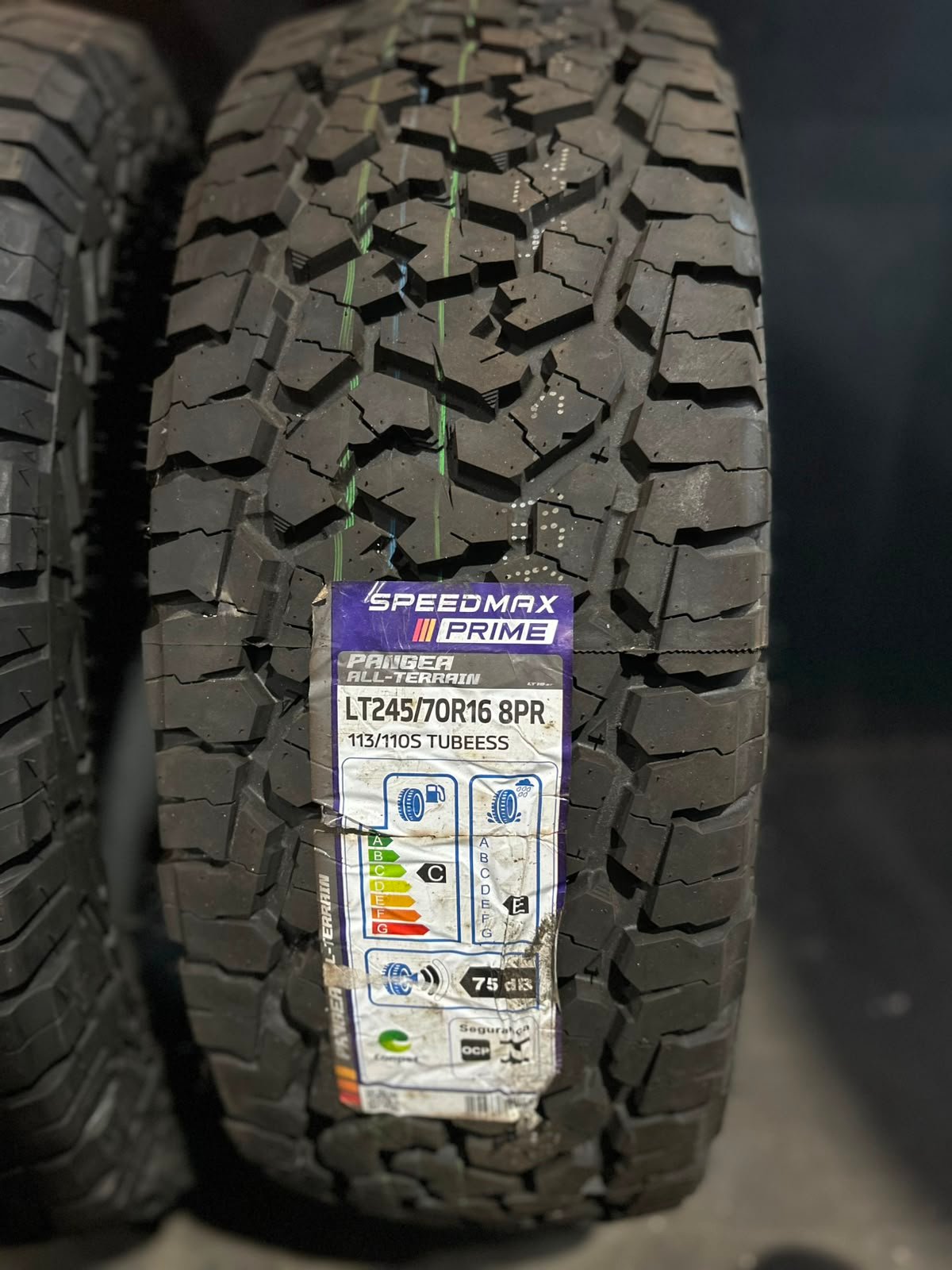245/70R16