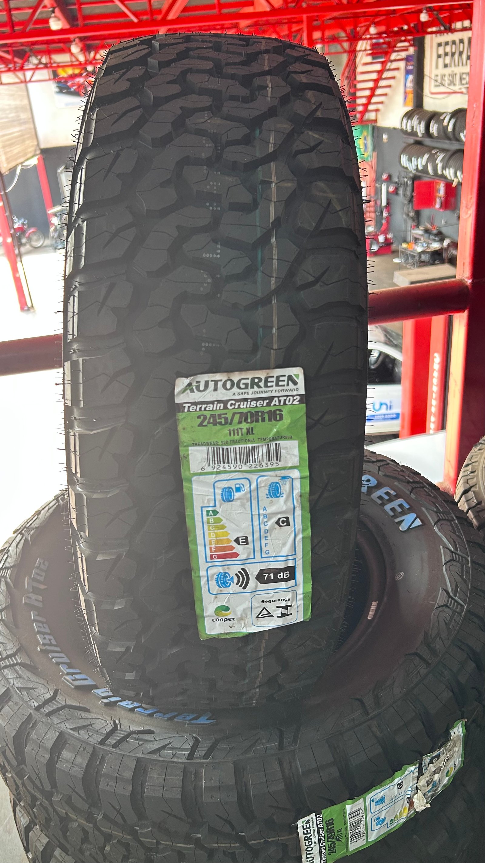 245/70R16 AT