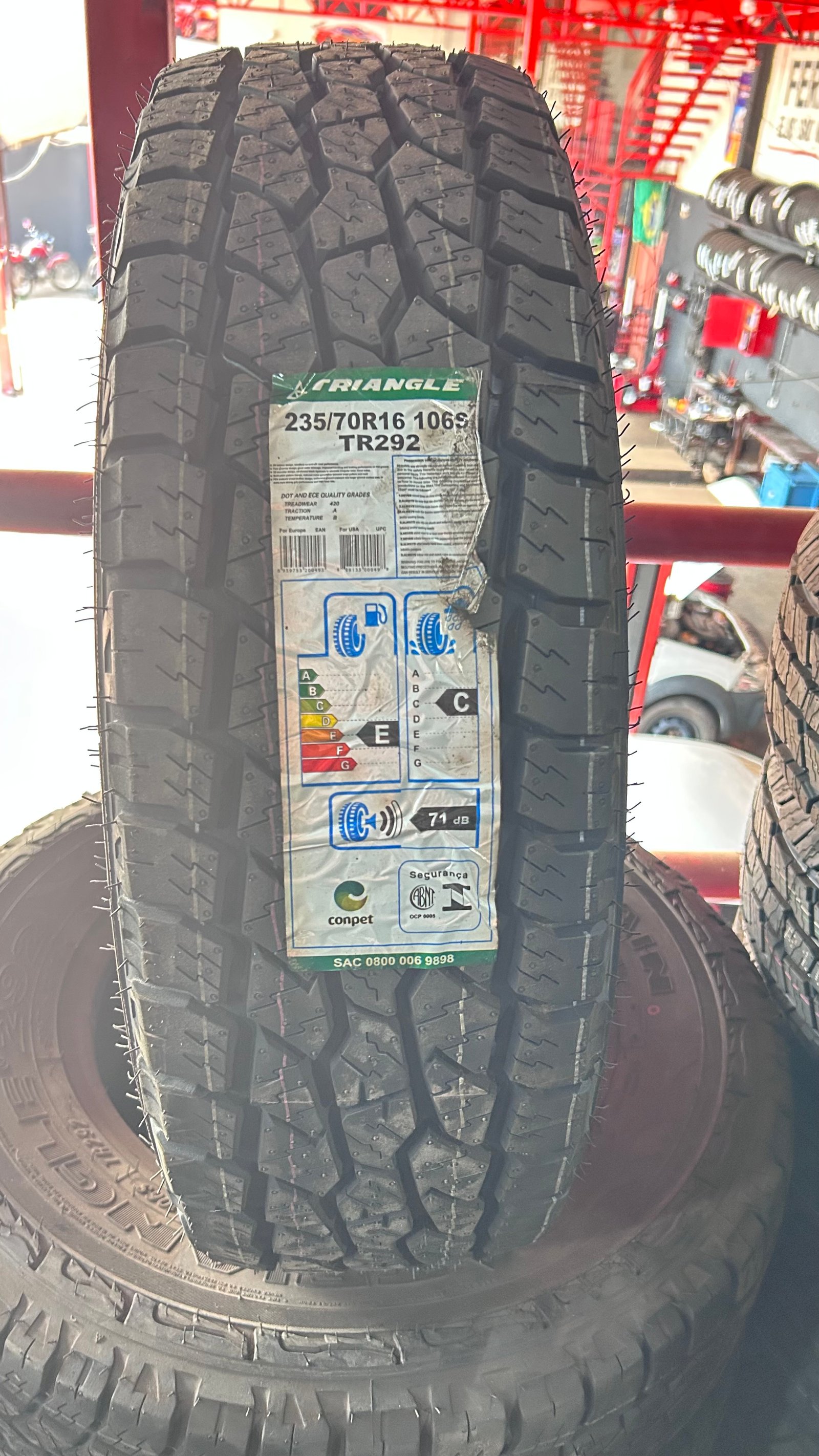 236/70R16