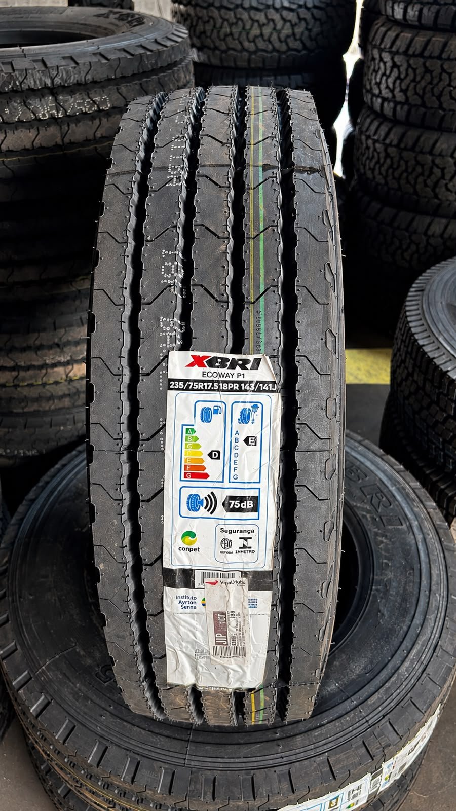 235/75R17.5 caminhão 3/4